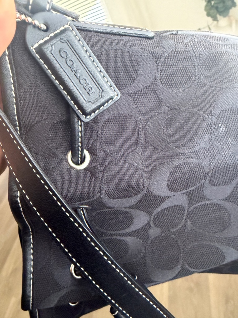 coach drawstring bag - Picture 3 of 4